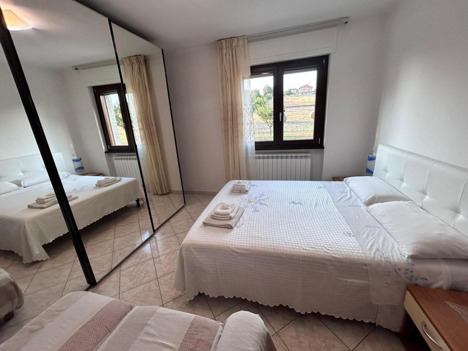 Residence San Martino Busso Bagian luar foto